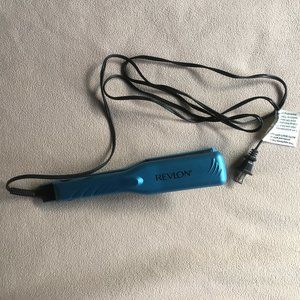 Revlon Titanium Smoothstay flatiron 1.5"
